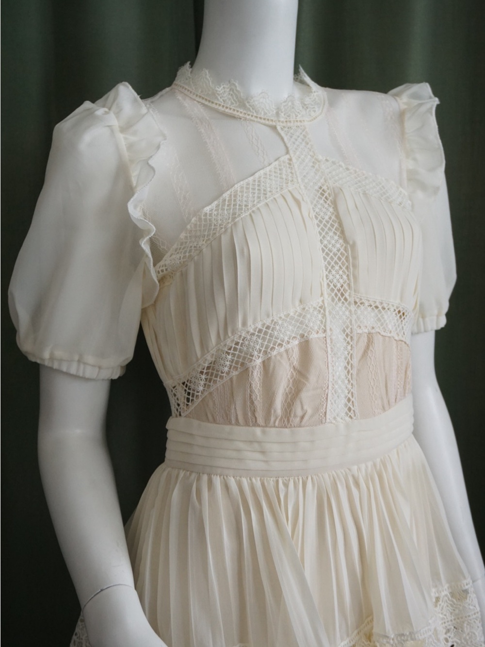 Victorian Lace Vintage Style Tiered Filly Mock Neck Maxi Dress - Size Large